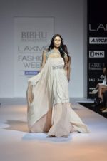 Model walk the ramp for Bhibhu Mohapatra Show at lakme fashion week 2012 Day 2 in Grand Hyatt, Mumbai on 3rd March 2012 (73).JPG